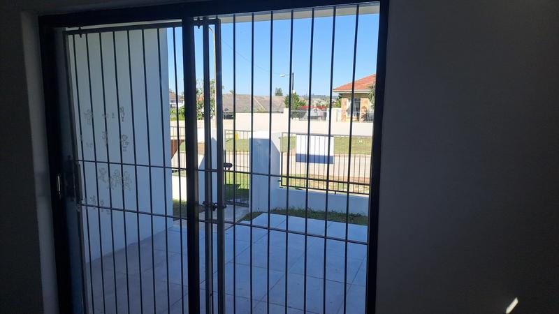 To Let commercial Property for Rent in Newton Park Eastern Cape